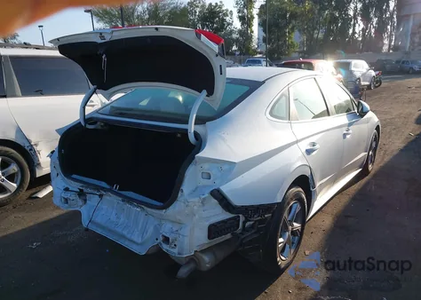 2021 Hyundai Sonata Se z USA, uszkodzony, nr VIN 5NPEG4JA2MH102702